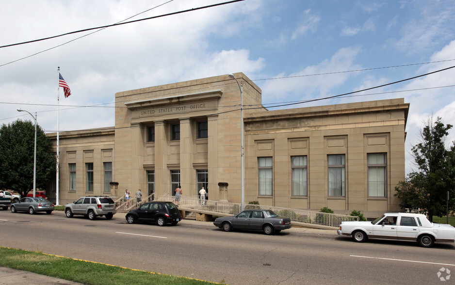 610 Gay St, Portsmouth, OH for lease - Building Photo - Image 2 of 2