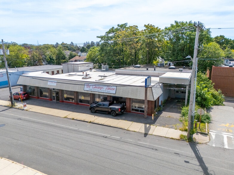 1594 Dwight St, Holyoke, MA for lease - Building Photo - Image 1 of 6