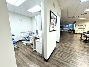 5440 NW 33rd Ave, Fort Lauderdale, FL à louer Photo intérieure- Image 2 de 31