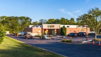 More details for 722 N Fairfield Rd, Dayton, OH - Retail for Sale