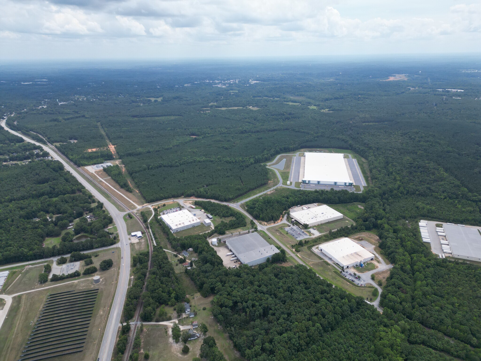 00 Hunter Industrial Rd park, Laurens, SC à vendre Photo principale- Image 1 de 9