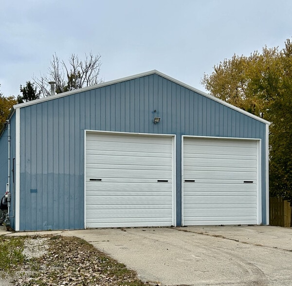4520 Neighborly Rd, Oshkosh, WI for lease - Building Photo - Image 1 of 5