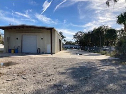 4180 Dow Rd, Melbourne, FL à louer - Photo du bâtiment - Image 3 de 12