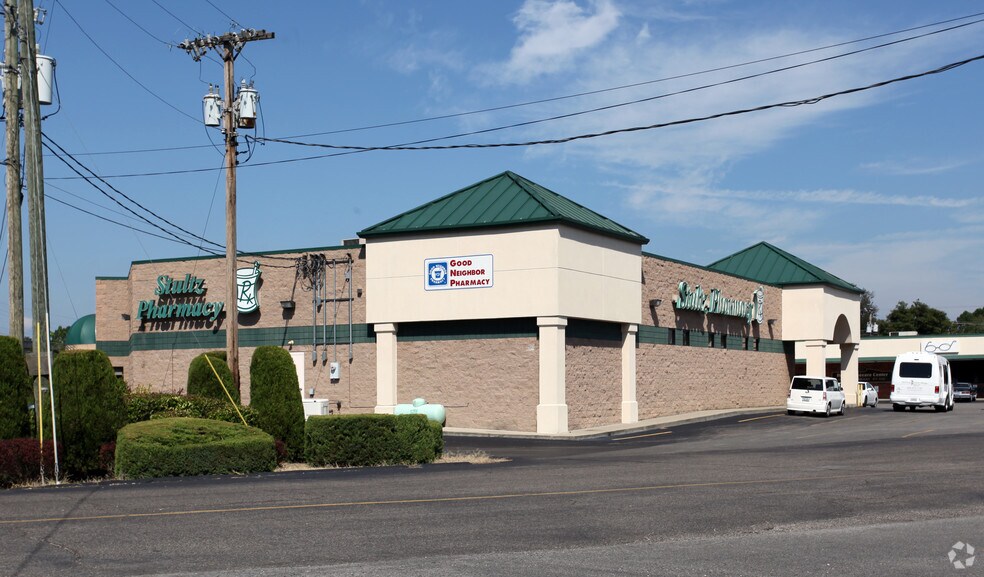 1615 Ashland Rd, Greenup, KY à vendre - Photo du bâtiment - Image 2 de 2