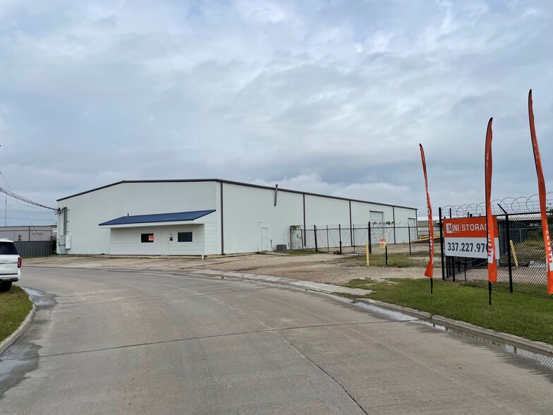 2701 Industrial Ave, Lake Charles, LA for lease - Building Photo - Image 3 of 3