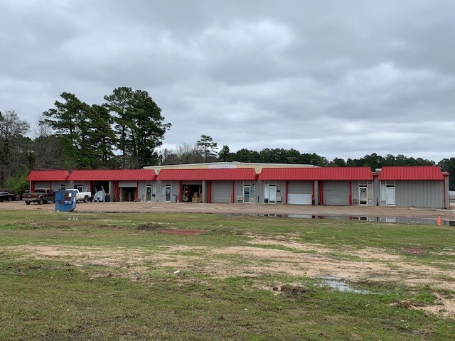 760 S Eastman Rd, Longview, TX à louer - Photo principale - Image 1 de 2