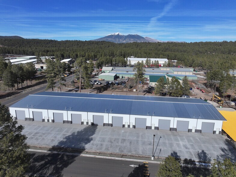 2548 Flagstaff Ranch rd, Flagstaff, AZ à louer - Photo du bâtiment - Image 3 de 8