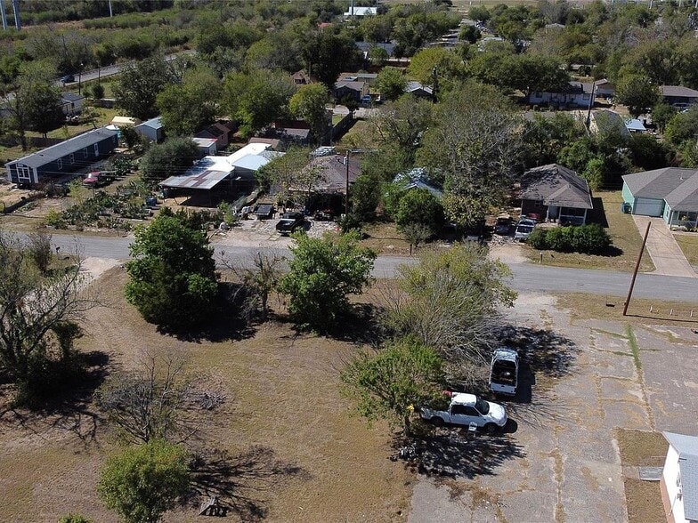 125 2nd Ave, Taylor, TX for sale - Primary Photo - Image 1 of 8