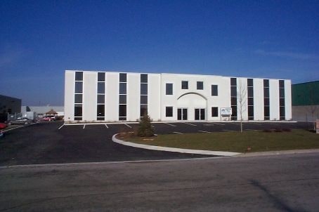 1241 Kerrisdale Blvd, Newmarket, ON à louer - Photo du bâtiment - Image 2 de 3