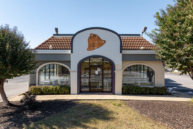 Plus de détails pour 4115 Rossville Blvd, Chattanooga, TN - Commerce de détail aux enchères