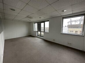 Office in Chevilly-Larue for sale Interior Photo- Image 2 of 4