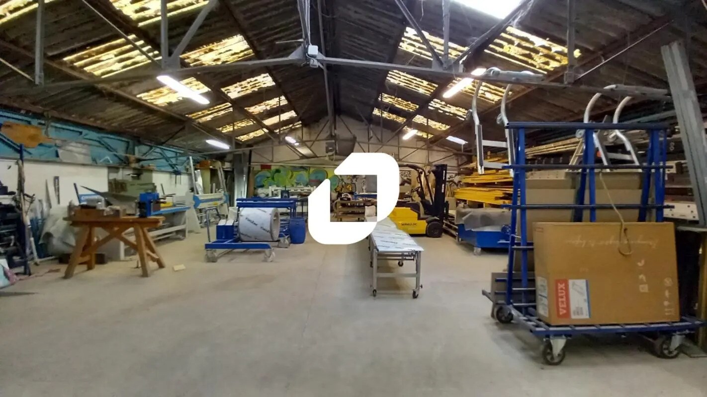 Flex in Lille for lease Interior Photo- Image 1 of 11