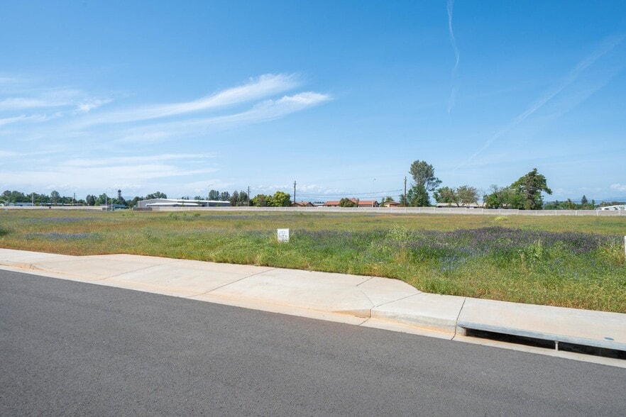 Airport Rd, Redding, CA à vendre - Aérien - Image 3 de 4