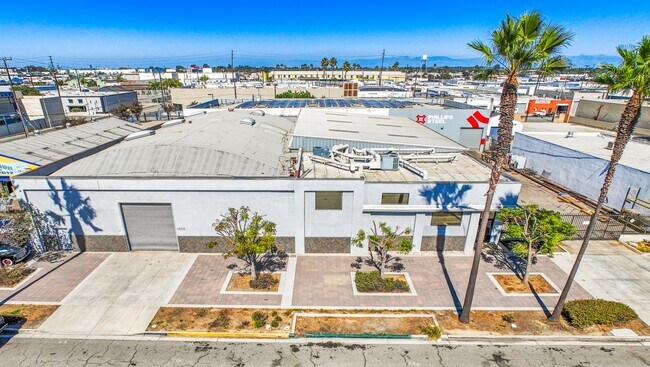 Plus de détails pour 1545-1555 W Anaheim St, Long Beach, CA - Industriel à louer