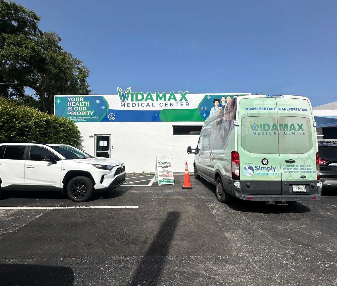 2040 Washington St, Hollywood, FL for lease Building Photo- Image 1 of 16