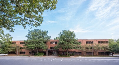 809-810 Gleneagles Ct, Towson, MD for lease Building Photo- Image 1 of 2
