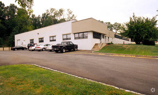 Plus de détails pour 107 Commerce Rd, Cedar Grove, NJ - Industriel/Logistique à louer