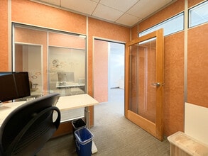 542 El Camino Real, San Carlos, CA for lease Interior Photo- Image 1 of 3