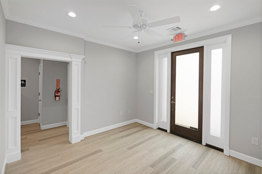 7912 Preston Rd, Frisco, TX à louer - Photo du bâtiment - Image 3 de 19