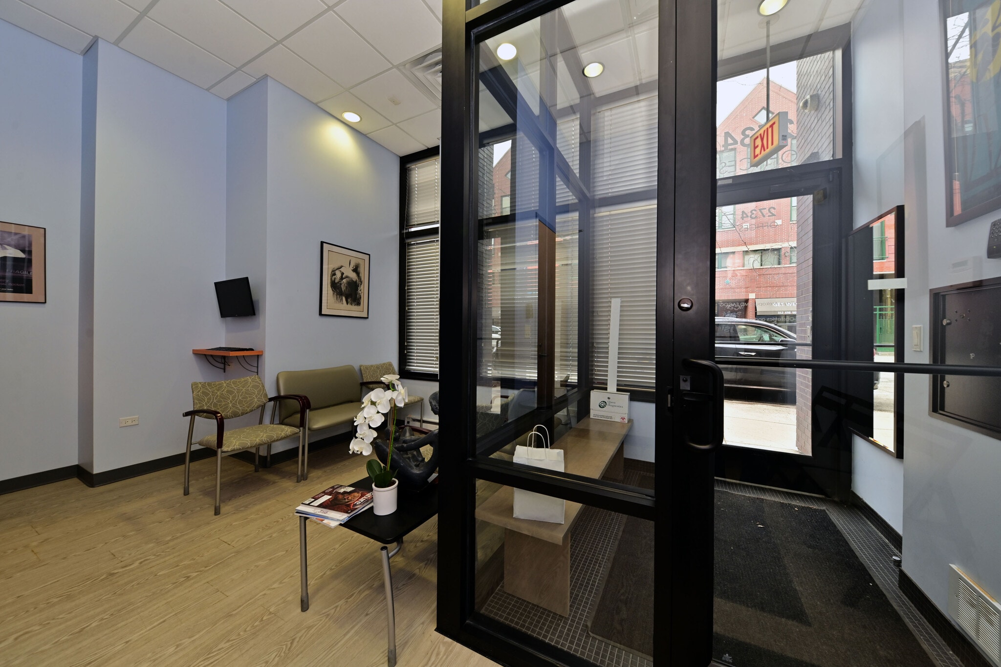 2734 N Lincoln Ave, Chicago, IL for lease Building Photo- Image 1 of 5