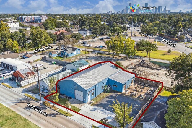 Plus de détails pour 1125 W Cavalcade St, Houston, TX - Commerce de détail à vendre