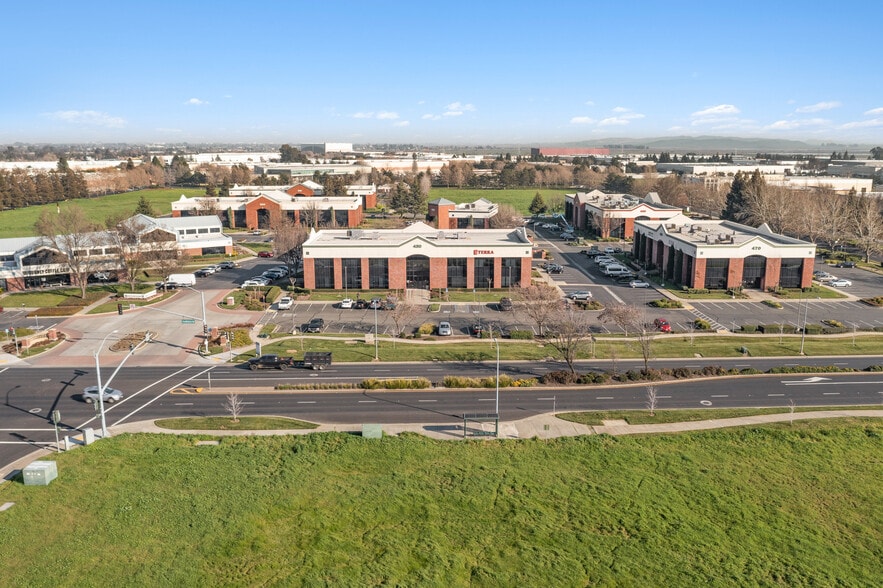 Busch Campus Park portfolio of 5 properties for sale on LoopNet.ca - Building Photo - Image 2 of 16