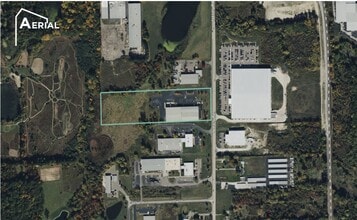 10350 N Holly Rd, Holly, MI - AERIAL  map view
