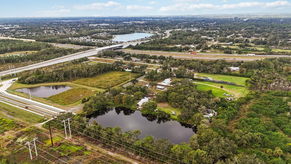 8011 41st Ave E, Bradenton, FL for sale - Building Photo - Image 3 of 6