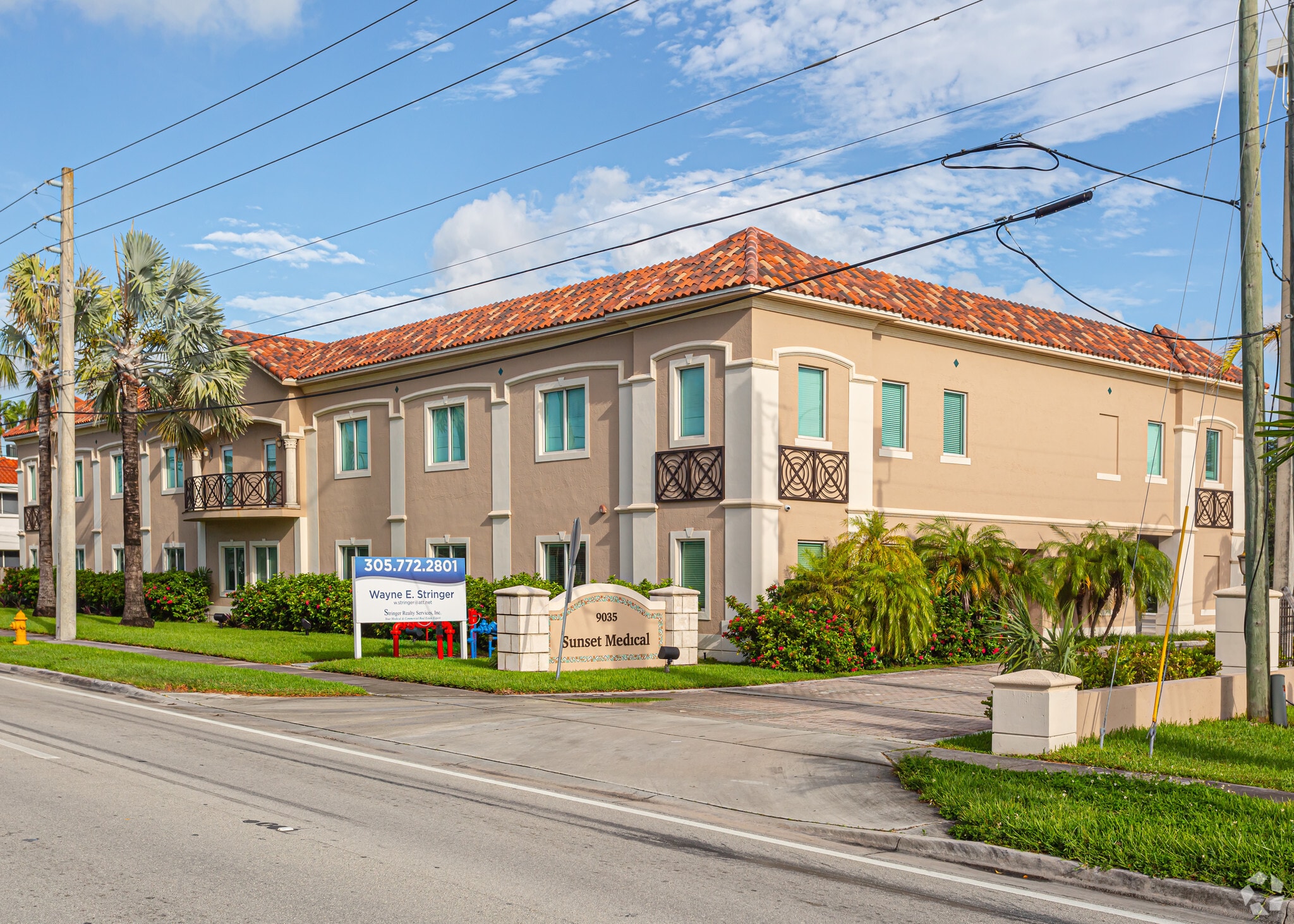 9035 Sunset Dr, Miami, FL for lease Building Photo- Image 1 of 15