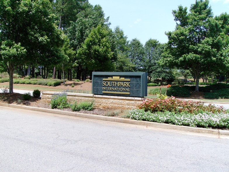 Southpark Dr, Peachtree City, GA à vendre - Photo principale - Image 1 de 1