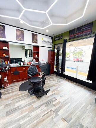 Plus de détails pour 1736-1746 E Meats Ave, Orange, CA - Commerce de détail à louer