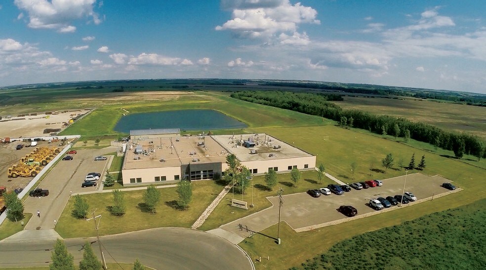 8301 113th St, Fort Saskatchewan, AB à vendre - Photo du bâtiment - Image 3 de 5