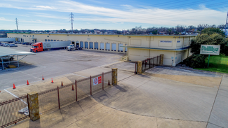 Plus de détails pour 3000 E Houston St, San Antonio, TX - Industriel/Logistique à louer