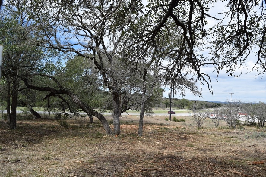 6690 US Highway 281 N, Spring Branch, TX à louer - Photo principale - Image 1 de 25
