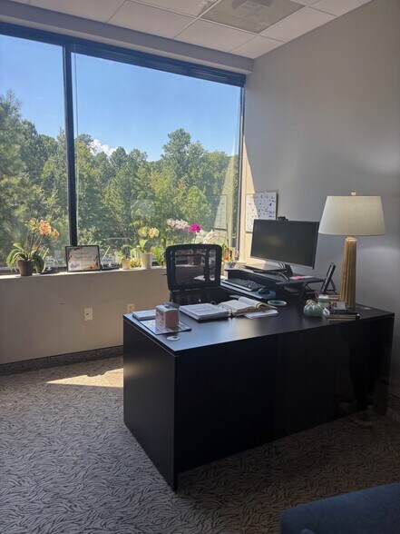 100 Connemara Dr, Cary, NC à vendre - Photo intérieure - Image 3 de 19