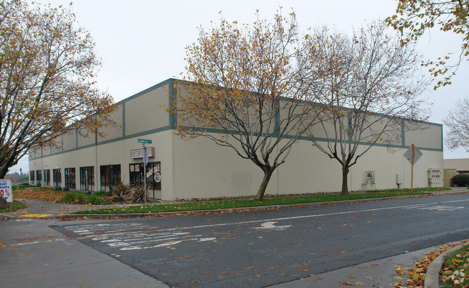 2159-2199 Harbor St, Pittsburg, CA for lease - Primary Photo - Image 1 of 1