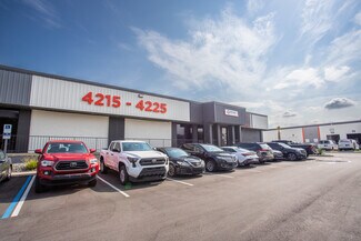 Plus de détails pour 3827-3843 St Valentines Way, Orlando, FL - Industriel à louer