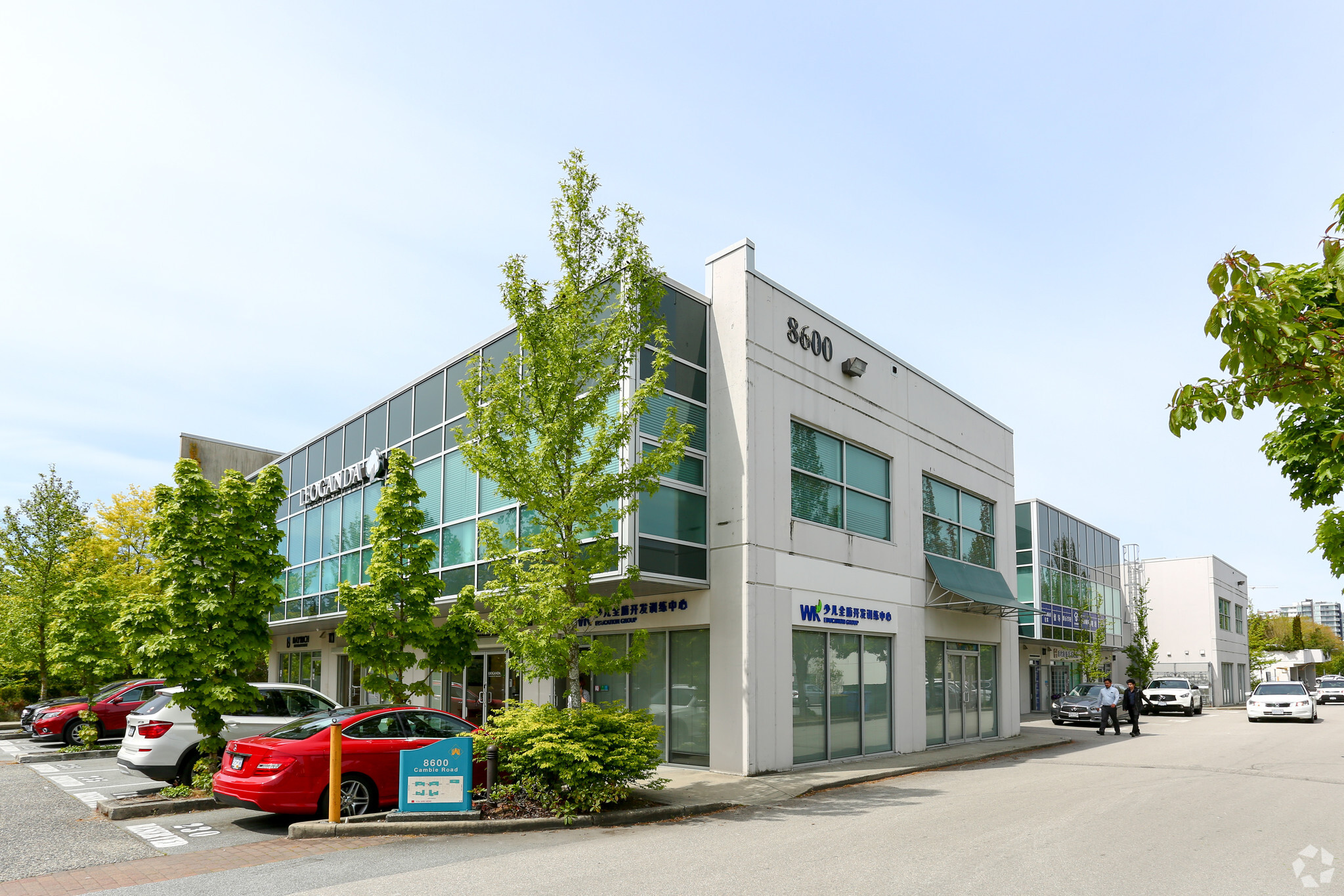 8600 Cambie Rd, Richmond, BC for lease Primary Photo- Image 1 of 8