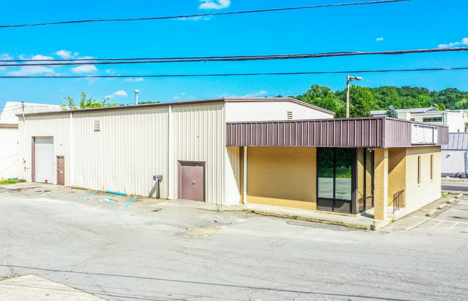 3719 Brambleton Ave, Cave Spring, VA for lease - Building Photo - Image 2 of 8