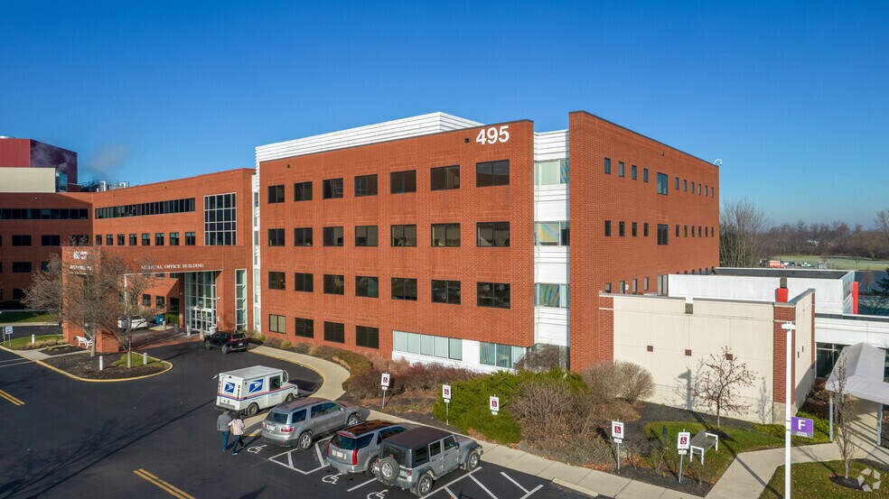 495 Cooper Rd, Westerville, OH for lease - Building Photo - Image 1 of 8