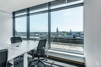 120 Bark St, Bolton à louer Photo intérieure- Image 2 de 9