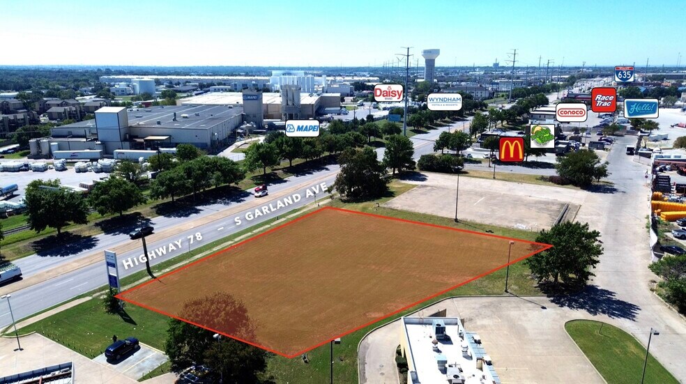 3103 S Garland Ave, Garland, TX à vendre - Photo du bâtiment - Image 2 de 4