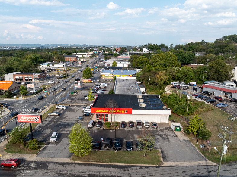 6399 Charlotte Pike, Nashville, TN for sale - Building Photo - Image 3 of 5