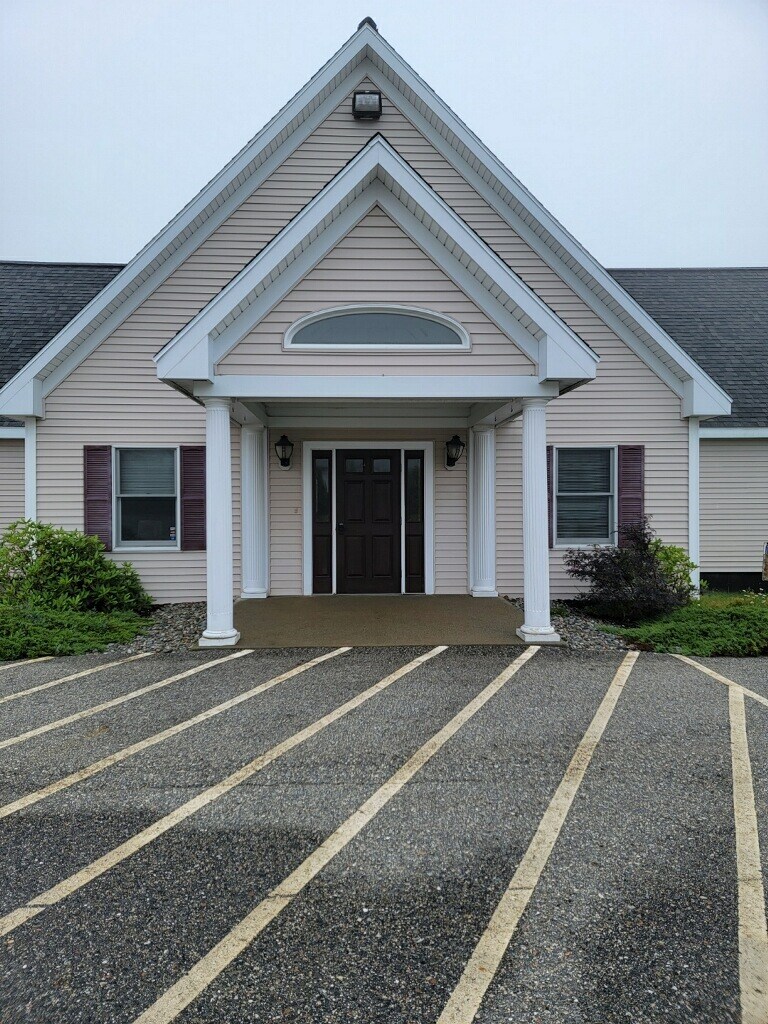 220 Court St, Machias, ME à vendre Photo du bâtiment- Image 1 de 29