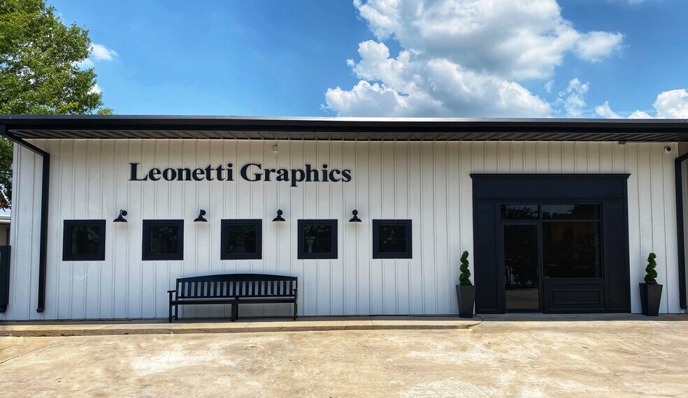 234-242 Avenue E, Stafford, TX à vendre - Photo du bâtiment - Image 2 de 7