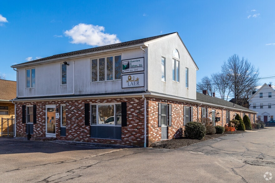 55 W Central St, Franklin, MA à louer - Photo du bâtiment - Image 3 de 4