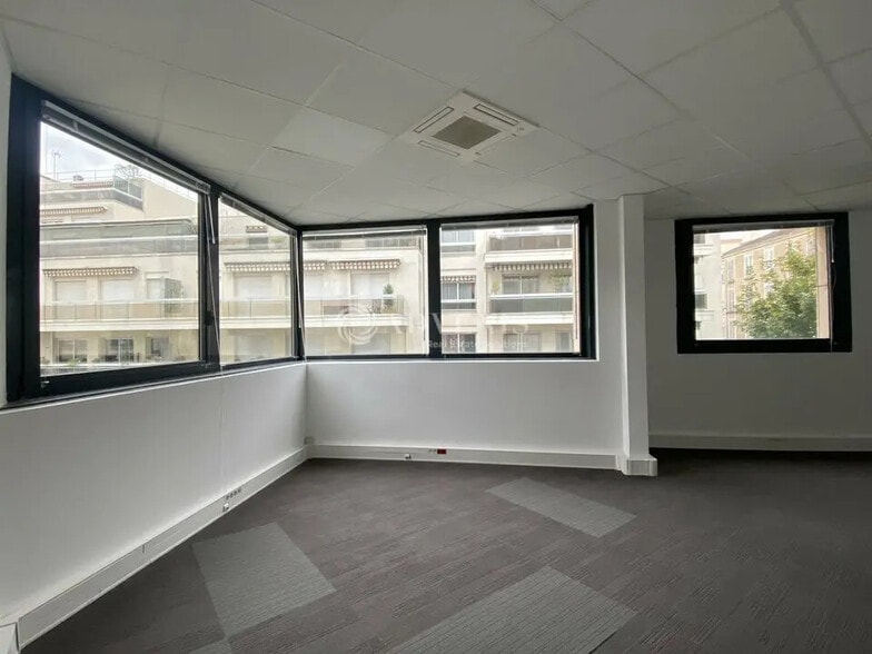 Bureau dans Boulogne-Billancourt à louer - Photo intérieure - Image 1 de 17