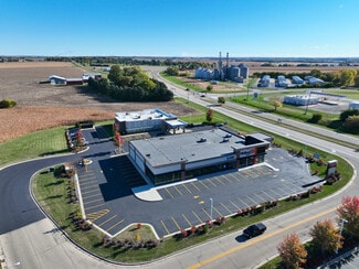 Plus de détails pour 4406 E Lincolnway, Sterling, IL - Commerce de détail à louer