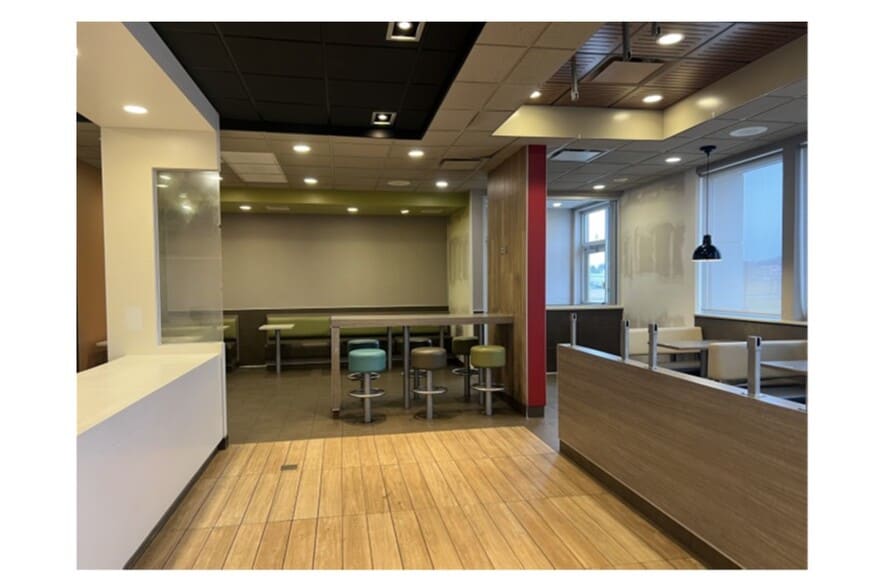 685 Opportunity Park Dr, Paynesville, MN à vendre - Photo intérieure - Image 3 de 8