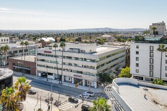 9350 Wilshire Blvd, Beverly Hills, CA - AÉRIEN  Vue de la carte - Image1